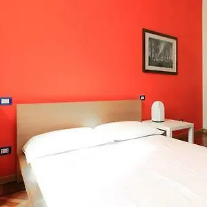 Centro Storico Corso Magenta Cadorna , Milano Italia